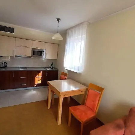 10q - Z6 1001 Apartment *